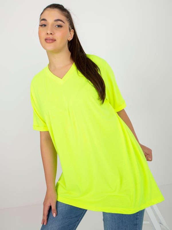 Fluo žlutá hladká halenka plus size s výstřihem - Dámské oblečení košile a halenky