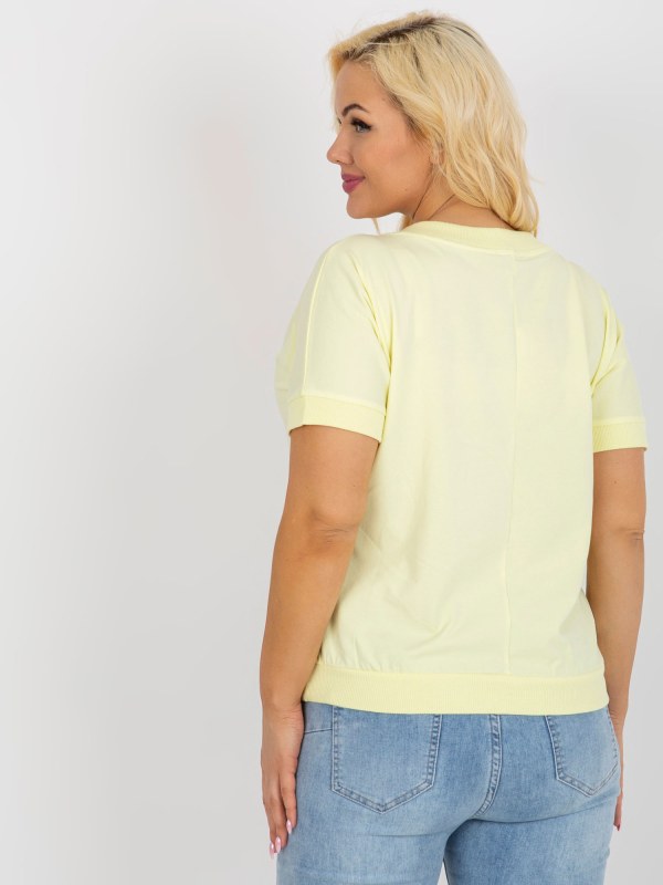 Světle žlutá dámská halenka plus size s potiskem - košile a halenky