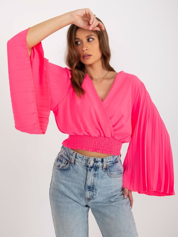 Fluorově růžová společenská halenka s psaníčkovým výstřihem - Dámské oblečení košile a halenky