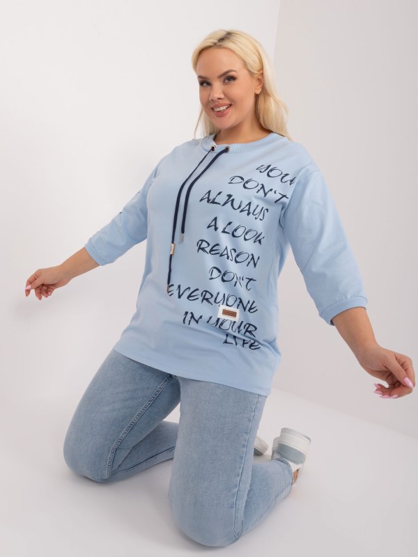 Světle modrá halenka plus size s 3/4 rukávy - Dámské oblečení košile a halenky