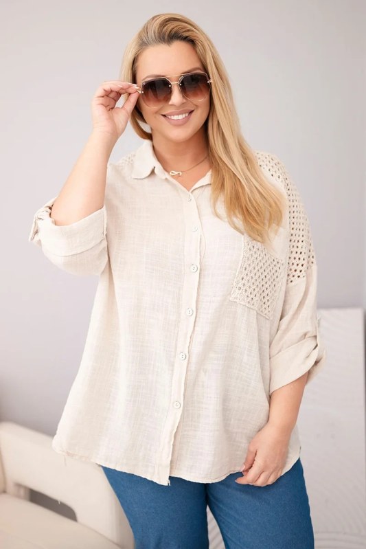 Dámská bavlněná košile Plus Size s límečkem a krajkovou vsadkou béžová