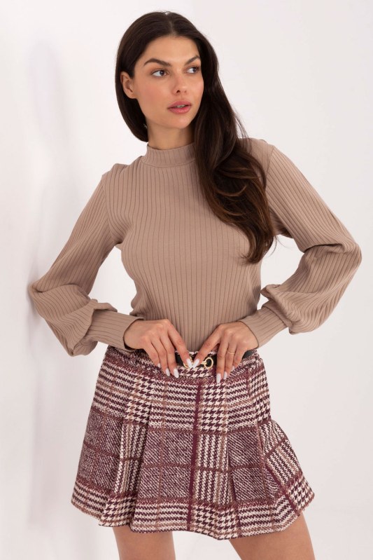Kraťasy s&nbsp;sukňovou dolní částí s&nbsp;vysokým pasem model 221574 Italy Moda - Dámské oblečení kraťasy