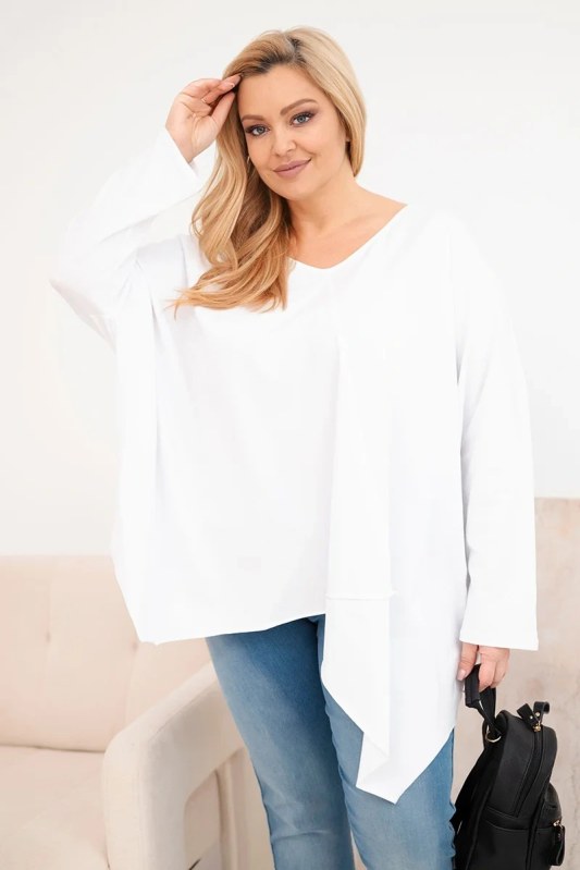 Dámská bavlněná blůza Plus Size s asymetrickým spodním lemem a V výstřihem bílá