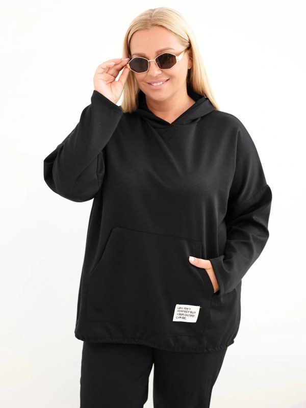 Dámská mikina Plus Size z viskózy s kapucí a klokánkou kapsou černá