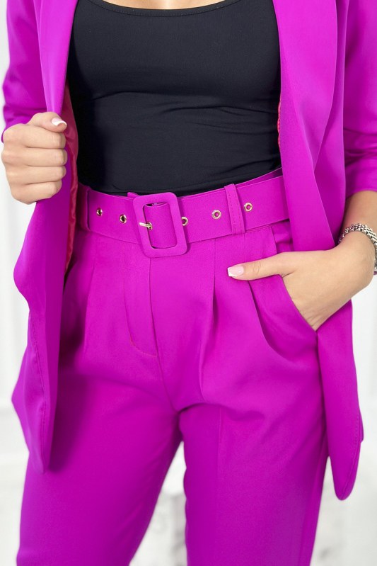Elegantní souprava saka a kalhot fialové barvy