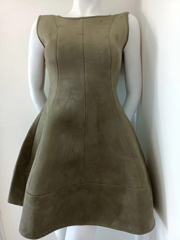 Dámské šaty M456 olivové - Figl - Dámské oblečení šaty