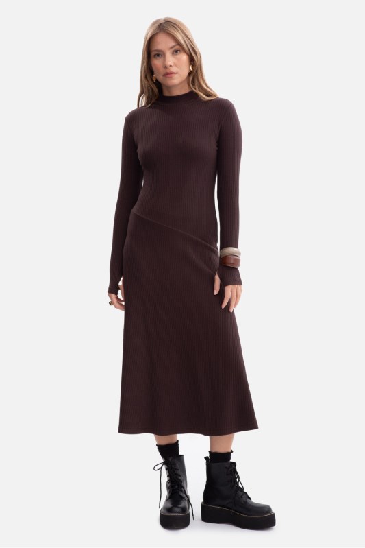 Dámské šaty s žebrovanou strukturou model 218668 BeWear