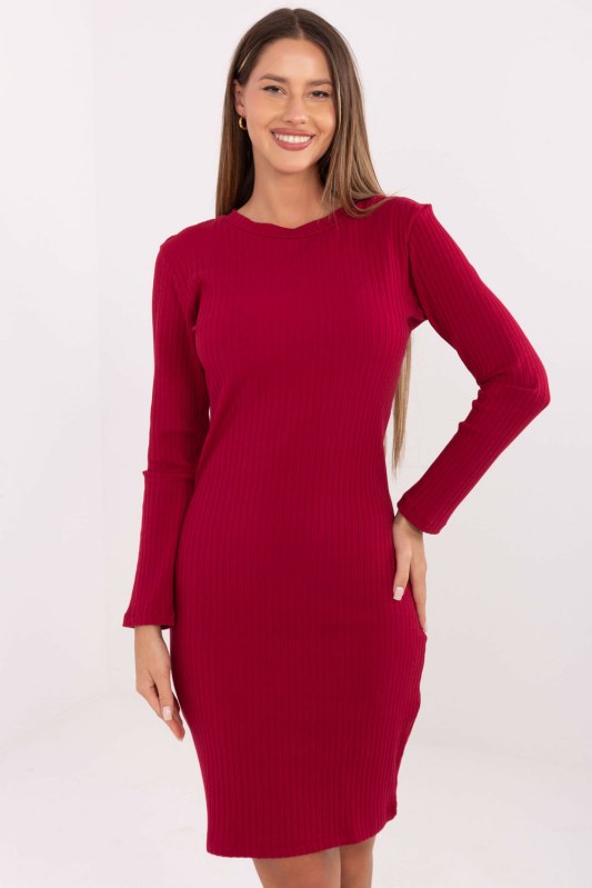 Dámské šaty s žebrovanou strukturou model 221256 Rue Paris