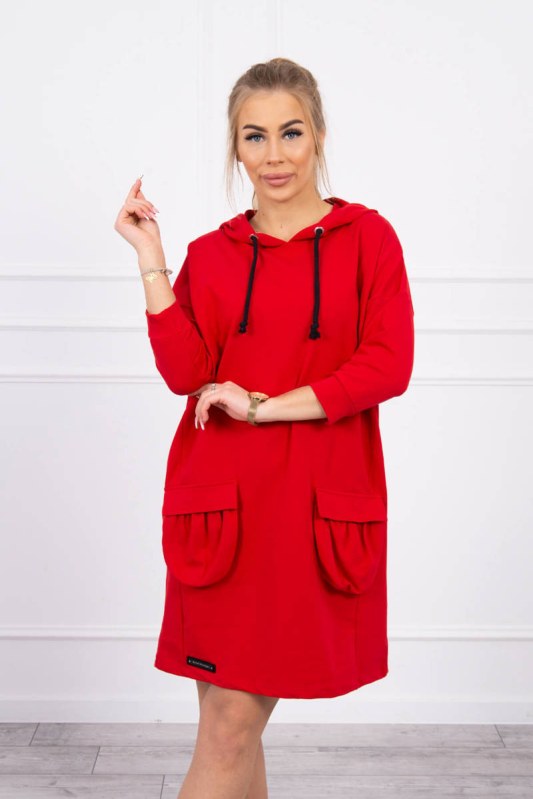 Šaty s kapucí v červené barvě - Dámské oblečení šaty