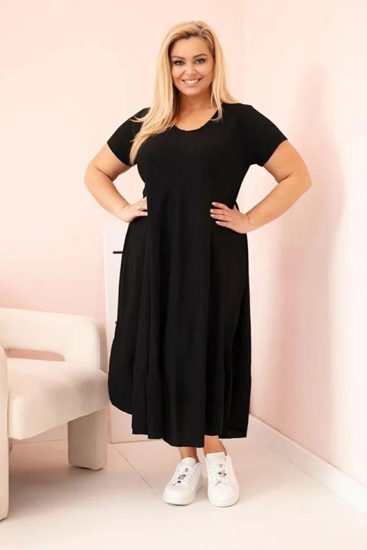 Dámské šaty plus size s krátkým rukávem a volánem z lehké viskózy černá
