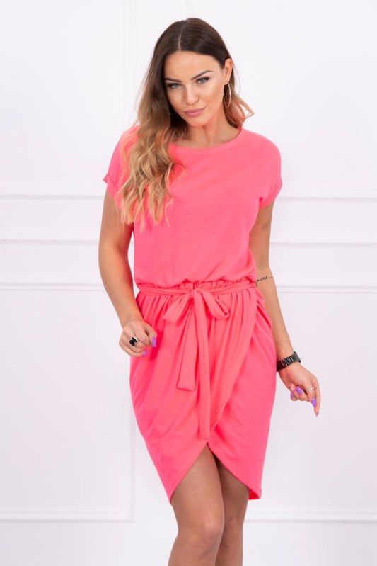 Zavazované šaty s psaníčkovým spodním růžovým neonem - Dámské oblečení šaty