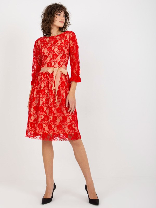 Dámské elegantní krajkové šaty - červené - Dámské oblečení šaty