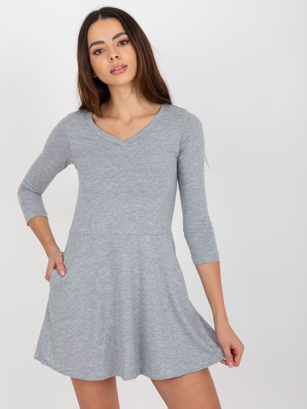Základní šedé rozevláté minišaty - Dámské oblečení šaty