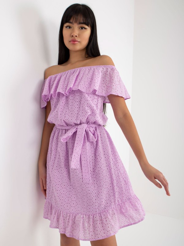 Světle fialové prolamované španělské šaty s volánem - Dámské oblečení šaty