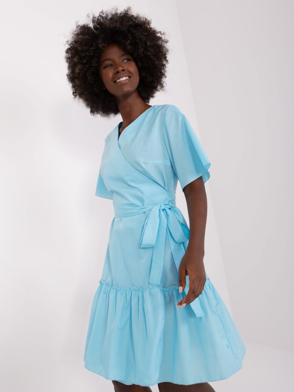 Světle modré bavlněné šaty s volánkem - Dámské oblečení šaty