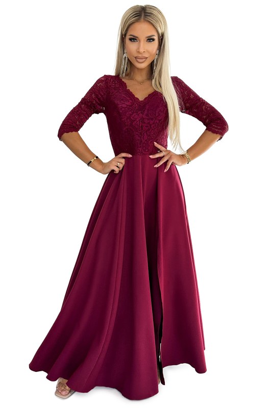 Elegantní dlouhé maxi šaty s krajkovým výstřihem Numoco AMBER - vínové - Dámské oblečení šaty