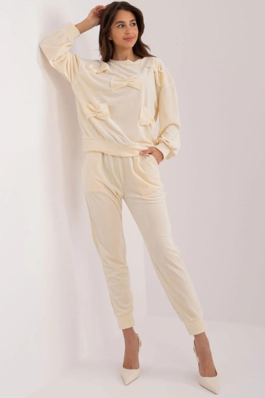 Souprava model 193495 Italy Moda