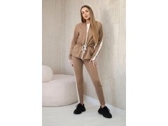 Dámská bavlněná souprava s&nbsp;proužky a&nbsp;stahovacími lemy velbloud