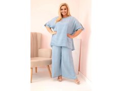 Dámská souprava Plus Size z&nbsp;tencelu, halenka s&nbsp;vázáním a&nbsp;široké kalhoty světlý džínový