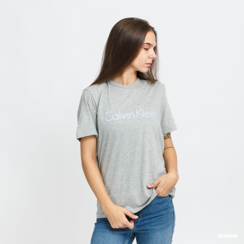 Dámské tričko QS6105E- XS9 - Šedá - Calvin Klein - Dámské oblečení trika