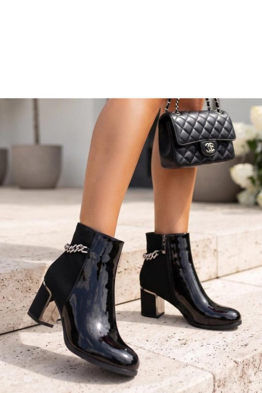 Dámské boty na podpatku na zip model 231687 Solea