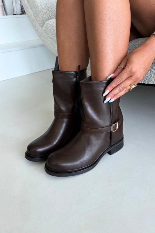 Dámské zateplené kotníkové boty s přezkou hnědé Corley