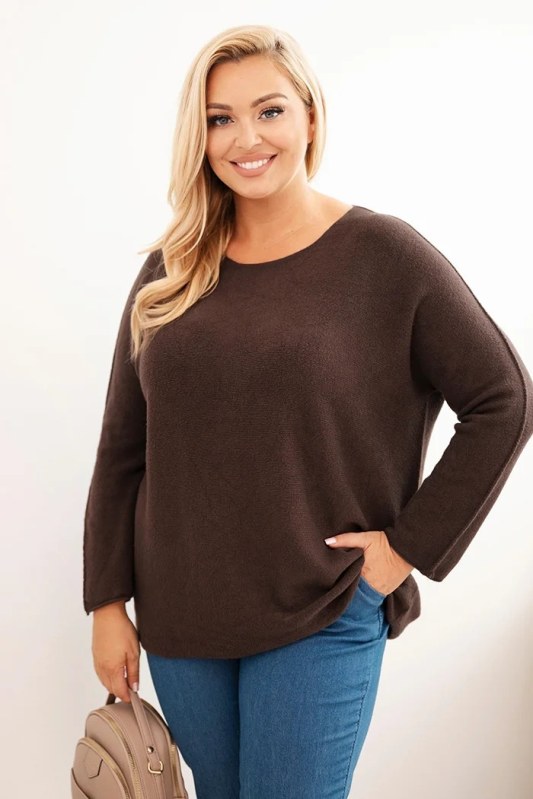 Svetr dámský plus size s lodičkovým výstřihem hnědý