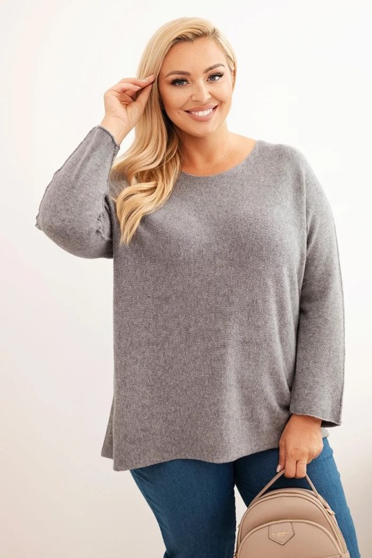 Dámský svetr plus size s lodičkovým výstřihem šedý