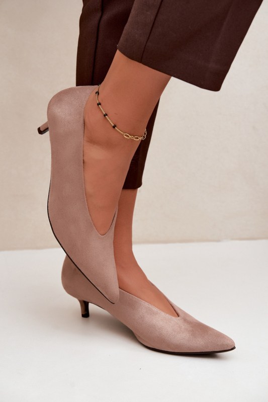 Kožené lodičky s kitten heel béžové Nuretta