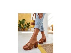 Klapky na podpatku model 229788 Solea