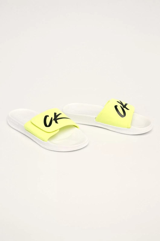 Pantofle km0km00499-ycd bíložlutá - calvin Klein - Dámské boty Ženypantofle