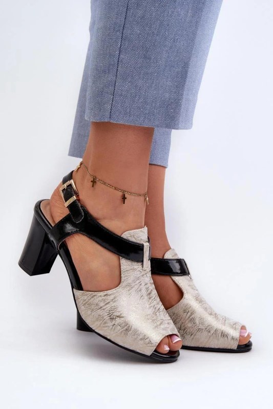 Pantofle model 196230 step in style