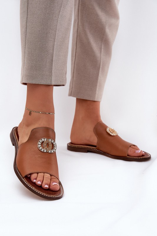 Elegantní dámské kožené pantofle s dekorací zazoo 3008 Camel
