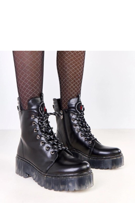 Šněrovací vyšší model 219411 Solea