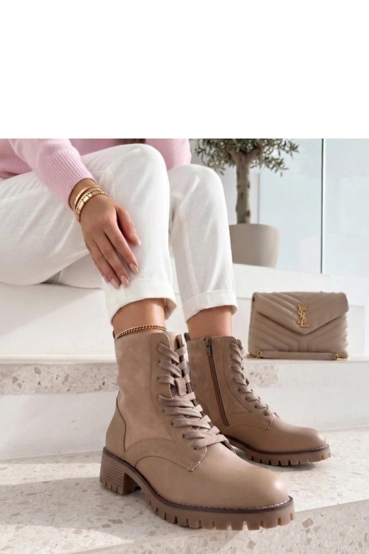 Šněrovací vyšší model 230781 Solea
