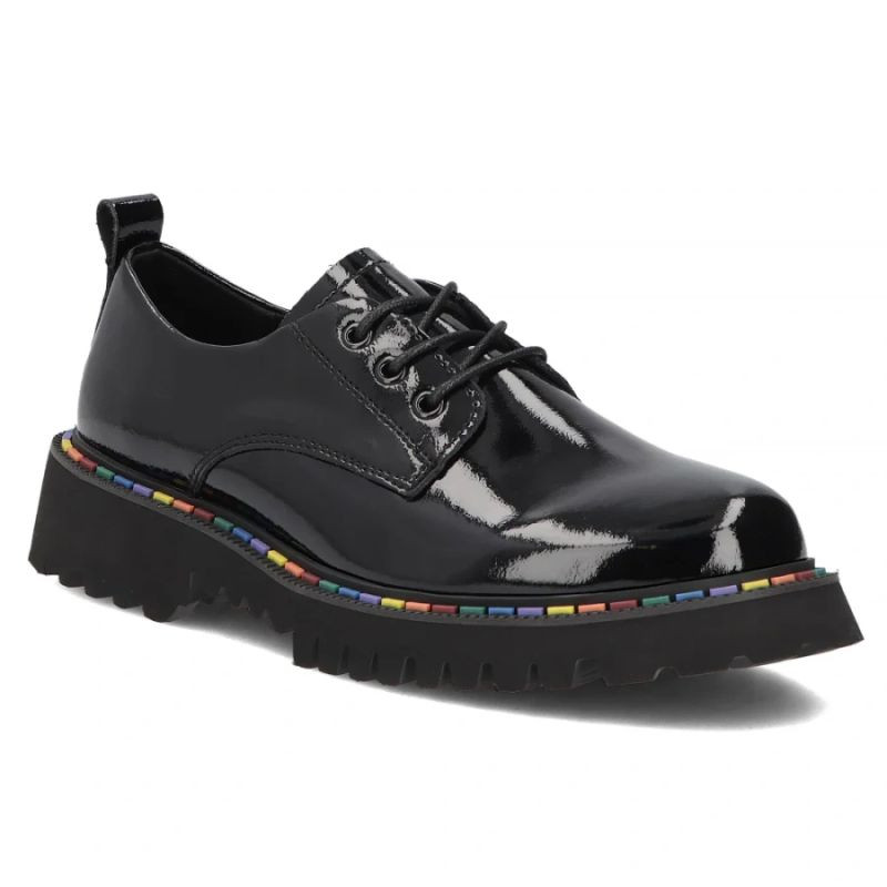 Dámské lakované černé kožené polobotky filippo DP8341