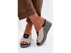 Kožené sandály na platformě s ozdobou s.barski lr61-7011 Béžové