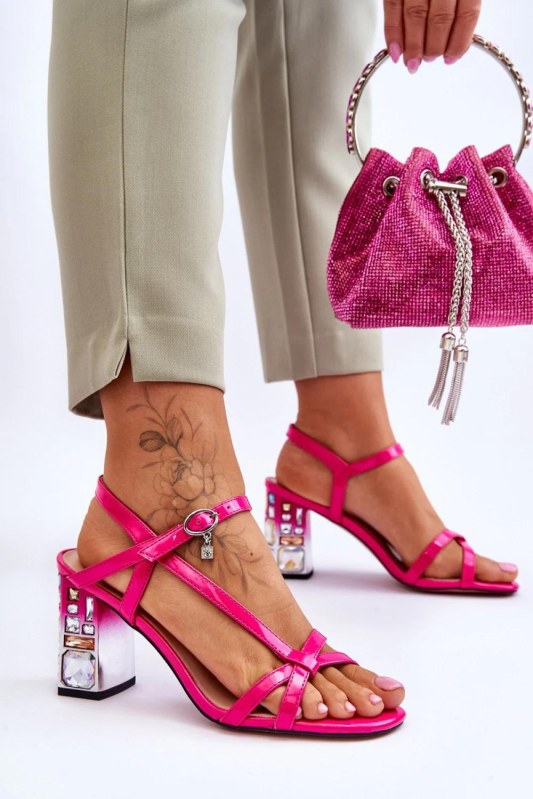Sandály na podpatku model 179864 step in style - Dámské boty Ženysandály