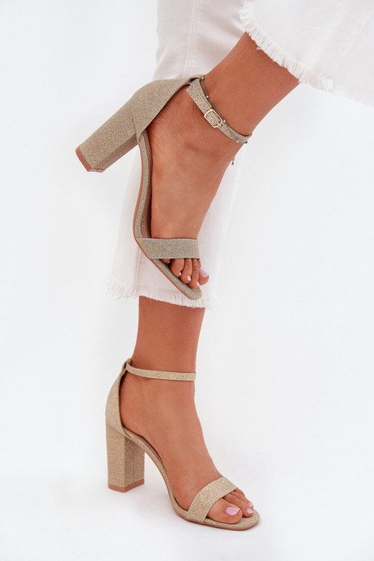 Sandály na podpatku model 215643 step in style - Dámské boty Ženysandály