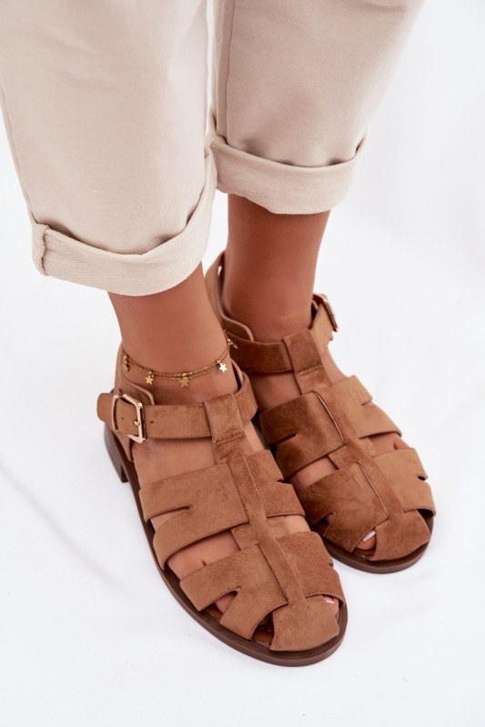 Dámské sandály římské s zlatým přezkou camel Janessa