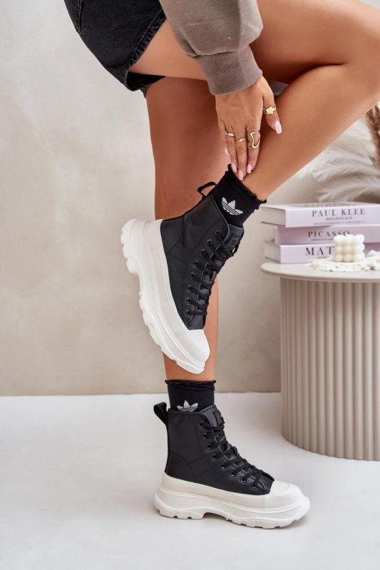 Tenisky model 202229 step in style