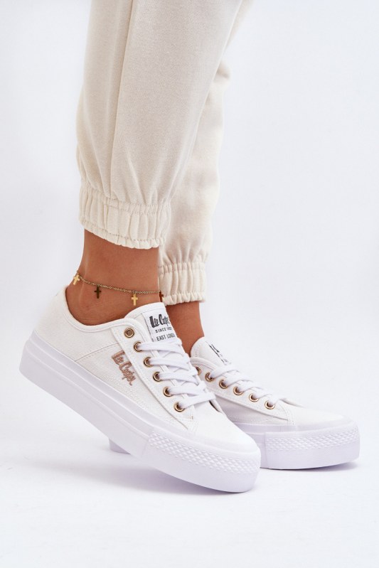 Bílé dámské tenisky na platformě lee cooper LCW-24-31-2725