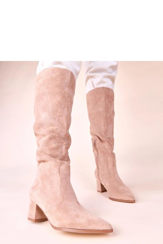 Kozačky na podpatku model 220995 Solea
