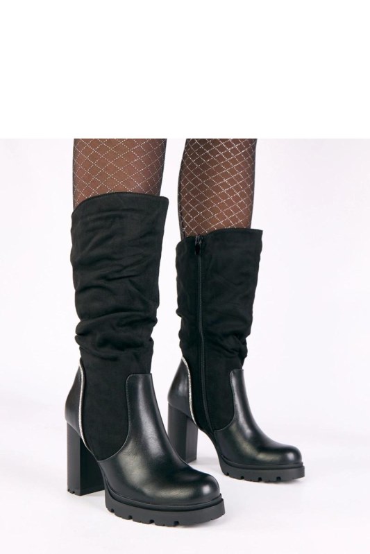Kozačky na podpatku model 221654 Solea