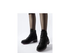 Dámské boty na podpatku model 205084 Solea