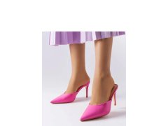 Klapky na podpatku model 207897 Solea