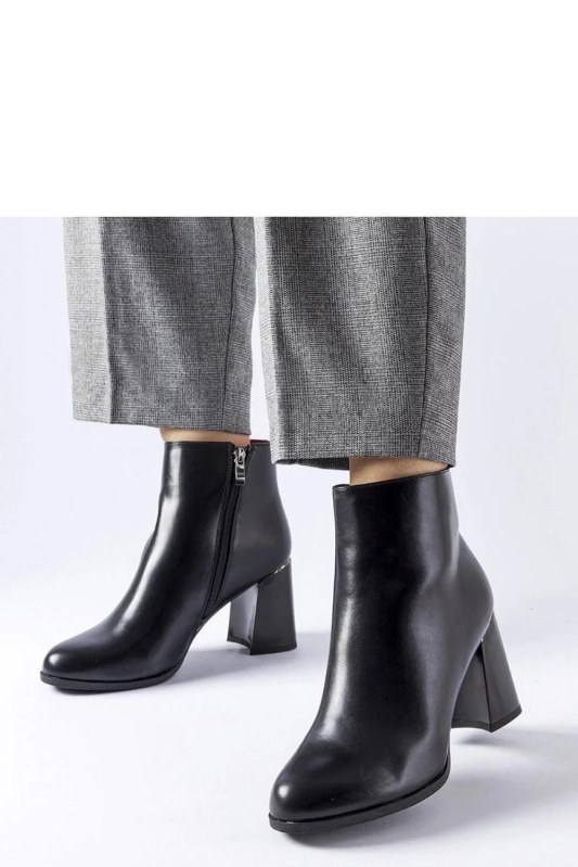 Dámské boty na podpatku model 205849 Solea