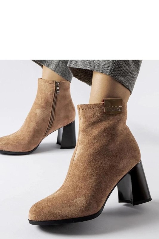 Dámské boty na podpatku model 205851 Solea