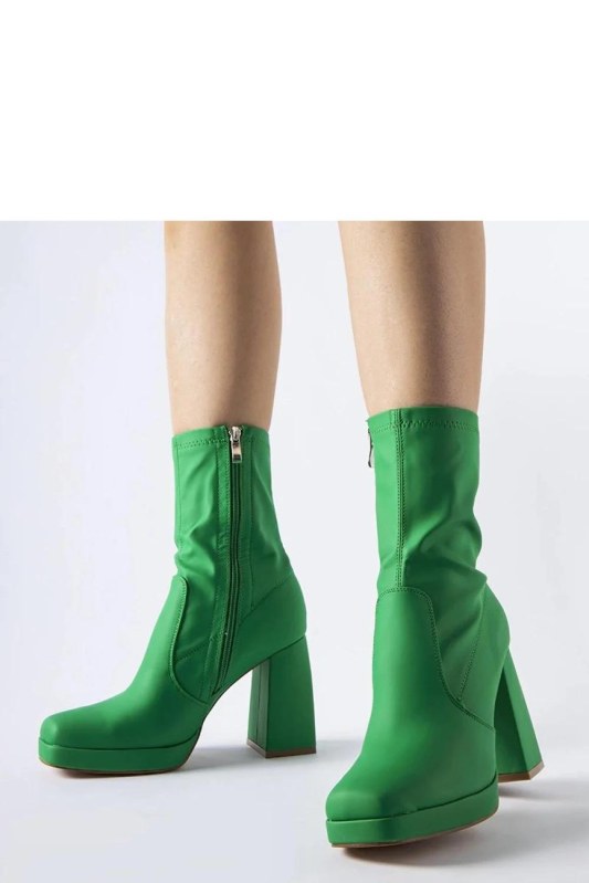 Dámské boty na podpatku model 206496 Solea