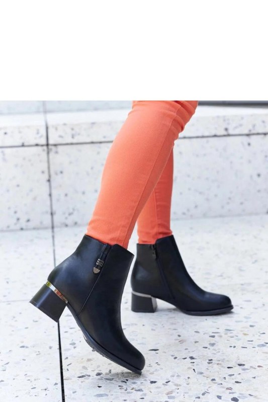 Dámské boty na podpatku model 206548 Solea